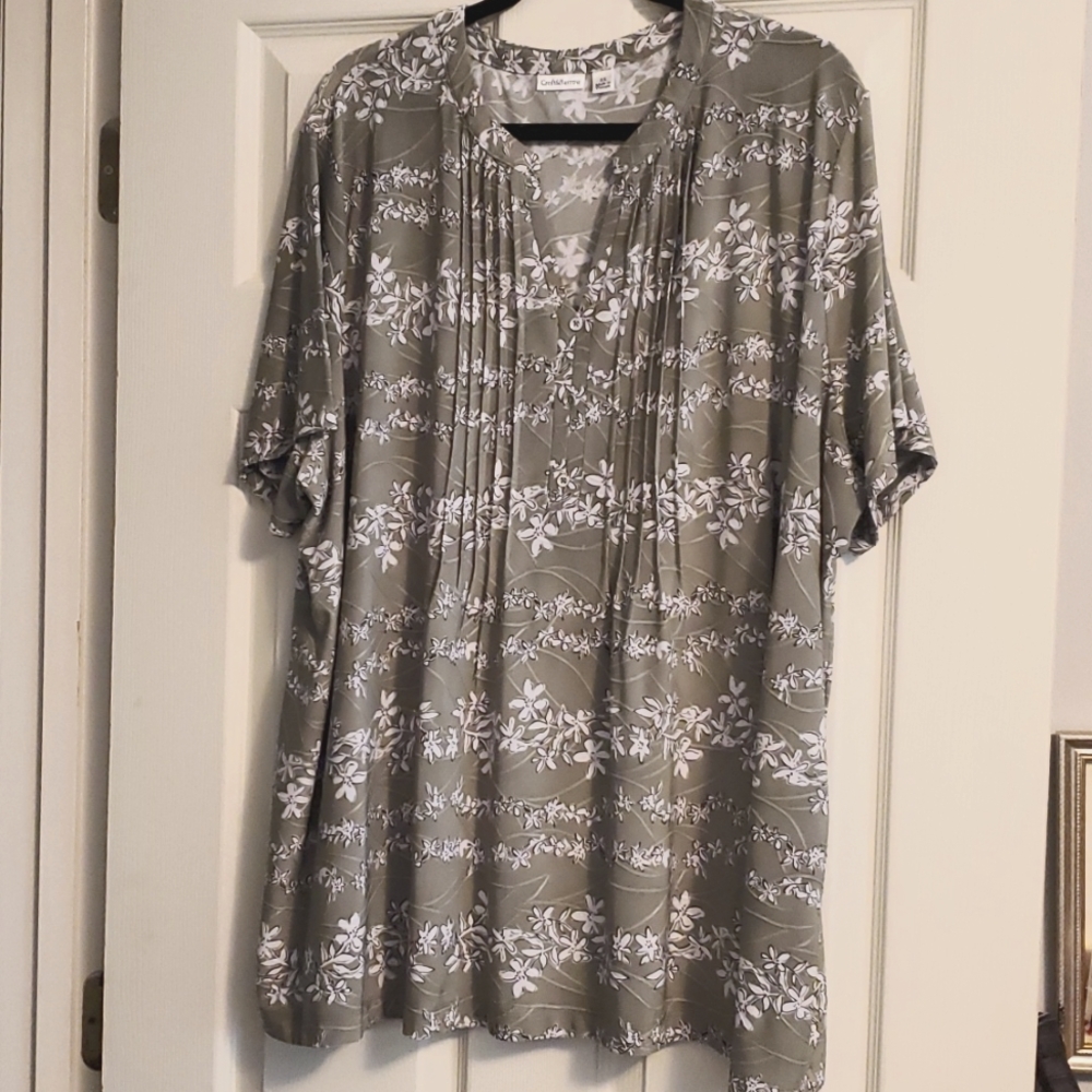 Size 3x Croft and Barrow shirt in sage green